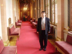 Országbíró Zoltán a devizahitelesek megoldásainak előterjesztője